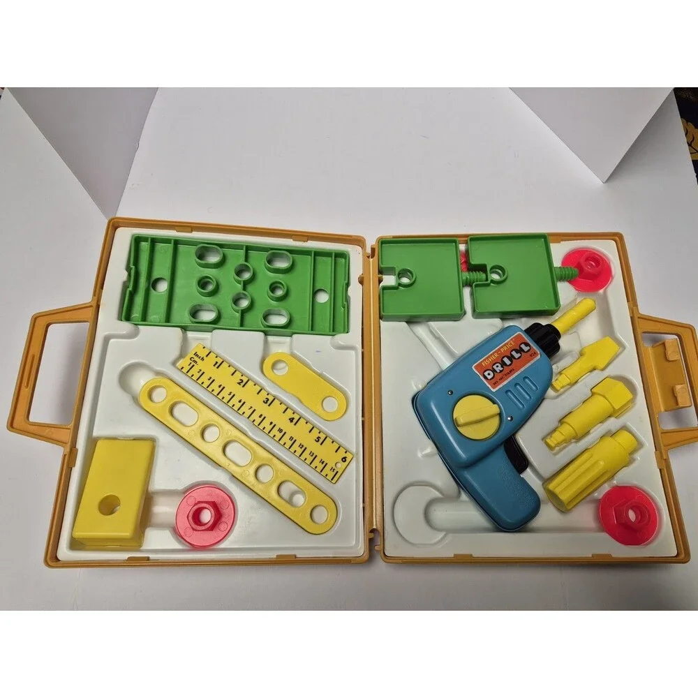 Fisher Price 1977 Vintage Tool Kit #924